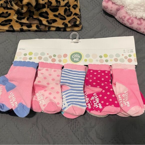 DKNY Leopard Print Robe and Pink Blanket Set - Picture 5 of 6